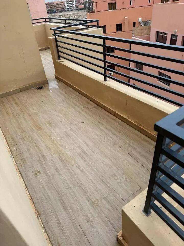 Zentral Gesamt Flat In Bab- Dokala-Geliz-Majorelle Marrakesh Apartment